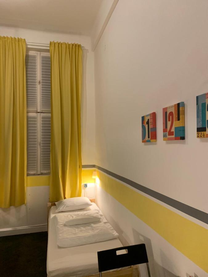 Viki Apartment Cracovie Extérieur photo