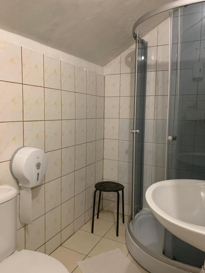 Viki Apartment Cracovie Extérieur photo