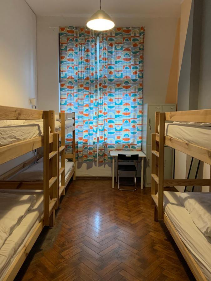 Viki Apartment Cracovie Extérieur photo